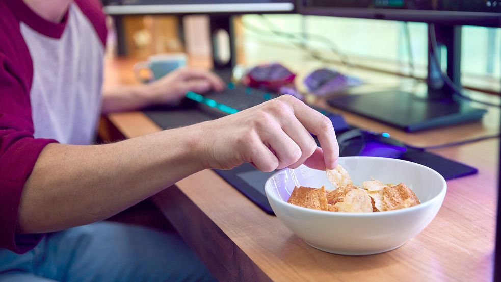 Ein Snackhersteller hat seine Chips zurückgerufen, weil es ein anderes Produkt enthält. Foto: IMAGO/Shotshop