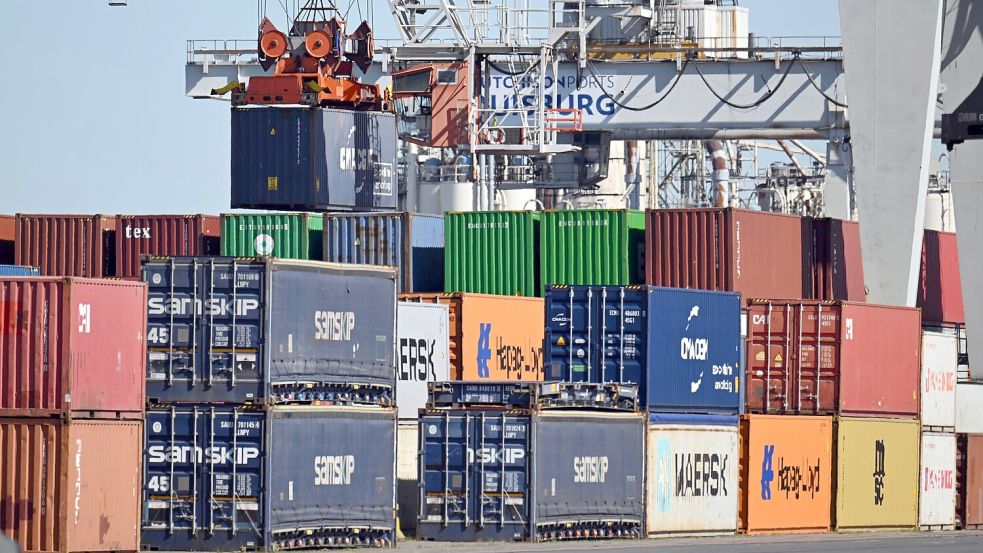 Bei einem „Zollkrieg“ würde es laut Studie die größten Produktionsrückgänge in den Sektoren mit der größten Exportabhängigkeit von den USA geben. Foto: Federico Gambarini/dpa