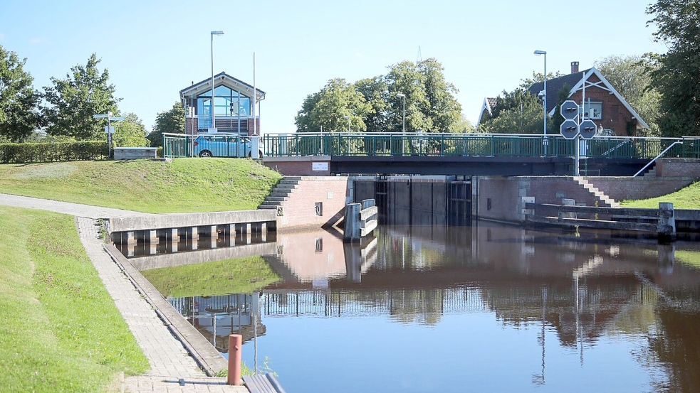 Die Flächen rund um die Rahester Schleuse sind am Vatertag ein beliebtes Ausflugziel. Foto: Romuald Banik