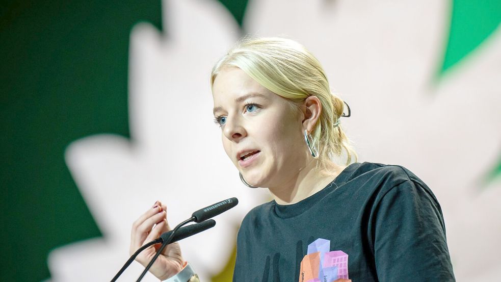 Jette Nietzard fällt öfter mit provokanten Äußerungen in sozialen Medien auf. Foto: Michael Kappeler/dpa