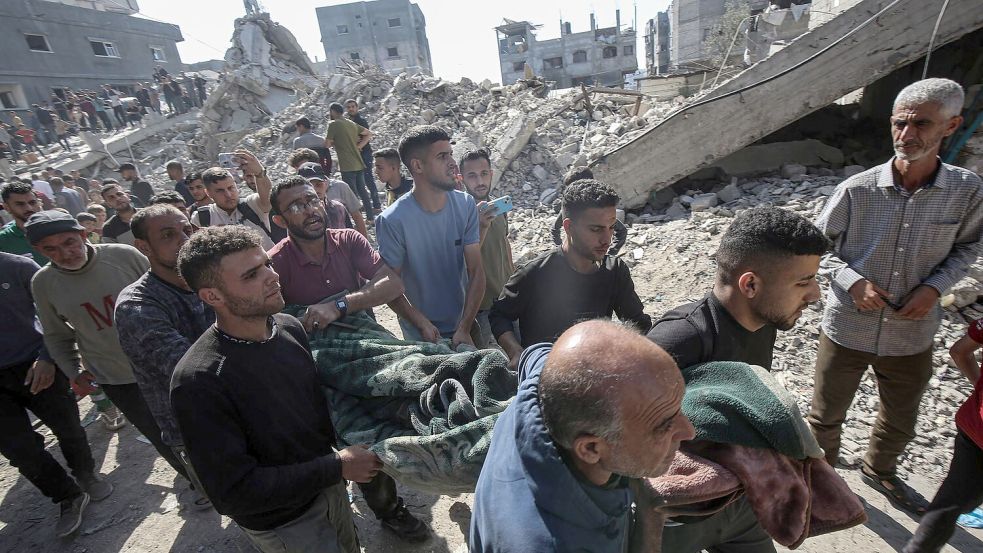 Kriegssschäden und zivilen Opfern zum Trotz: Vorerst geht Israels Armee weiter gegen die Hamas in Gaza vor. Foto: Omar Ashtawy/APA Images via ZUMA Press Wire/dpa