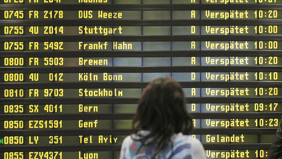 Wenn Flüge verspätet sind oder ausfallen, konnten Reisende bislang mit einer Entschädigung rechnen. Das könnte sich aber schon bald ändern. Foto: dpa/Hannibal Hanschke
