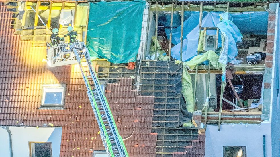 In Ulm wurden infolge des Unwetters mehrere Wohnhausdächer abgedeckt - war es ein Tornado? Foto: Jason Tschepljakow/dpa
