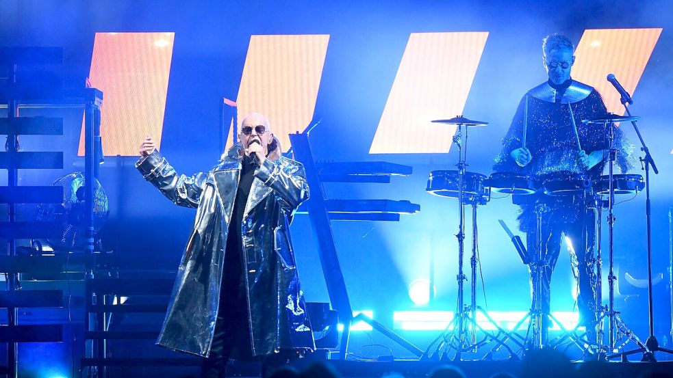 Die Pet Shops Boys erinnern mit einem Song an Nawalny. (Archivbild) Foto: Felix Hörhager/dpa