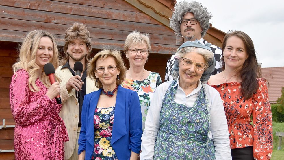 Sie bespielen die „Fernsehwiese“: Lydia Schwitters (von links), Jann Aden, Beate Dunne, Gabriele Jochens, Benjamin Oldewurtel, Gesa Dirks und Anika Camp. Foto: Thomas Dirks