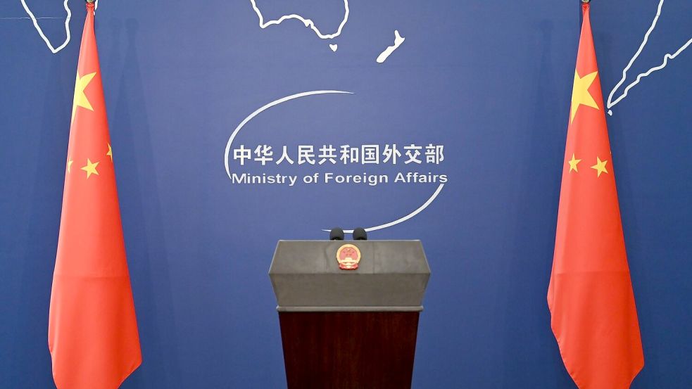 China bestätigte Stunden nach US-Präsident Donald die Handelsgespräche in London. (Symbolbild) Foto: Johannes Neudecker/dpa