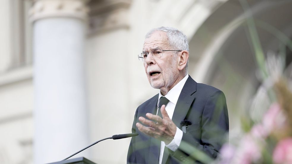 Bundespräsident Alexander van der Bellen schaltet sich in die Waffen-Debatte ein. Foto: Erwin Scheriau/APA/dpa