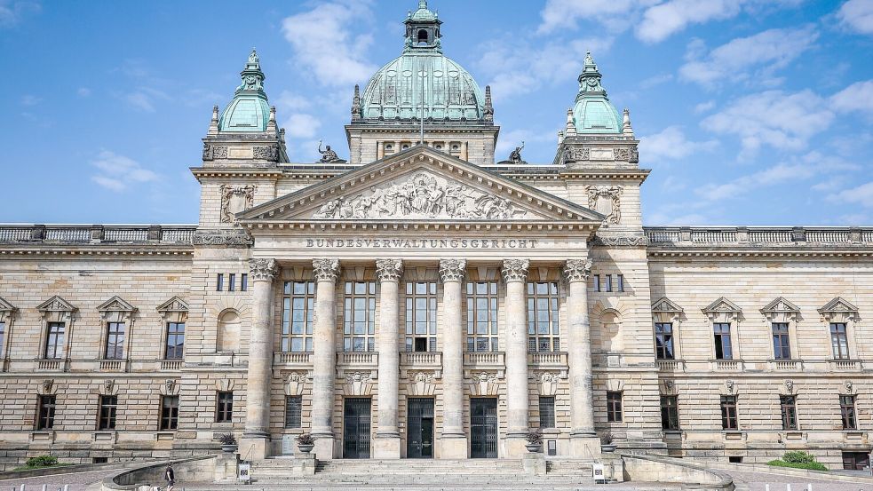Der Wehrdienstsenat hat entschieden: Ehebruch innerhalb der Truppe hat Folgen. (Archivbild) Foto: Jan Woitas/dpa