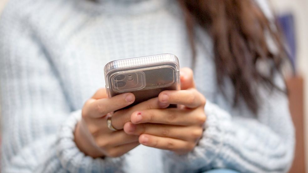 Viele Verbraucher haben im vergangenen Jahr persönlich einen Sicherheitsvorfall im Netz erlebt. (Symbolbild) Foto: Fernando Gutierrez-Juarez/dpa