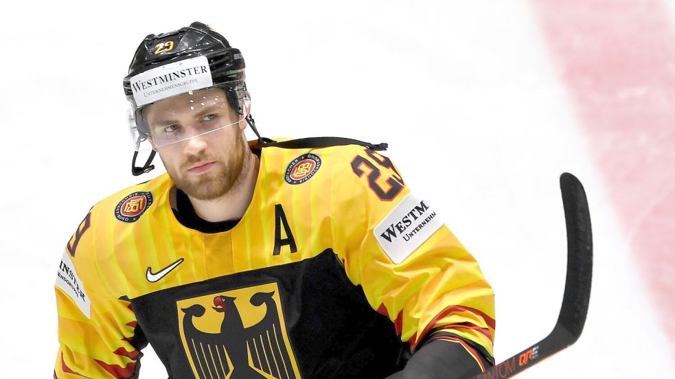 Bei Olympia wieder im deutschen Trikot? - Eishockey-Star Leon Draisaitl Foto: Monika Skolimowska/dpa-Zentralbild/dpa