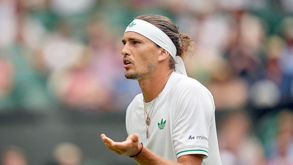 Alexander Zverev machte nach seinem Ausscheiden bemerkenswerte Aussagen. Foto: Kin Cheung/AP/dpa