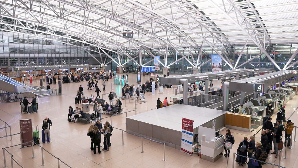 Check-In-Schalter am Terminal 1 am Flughafen Hamburg.Foto: DPA