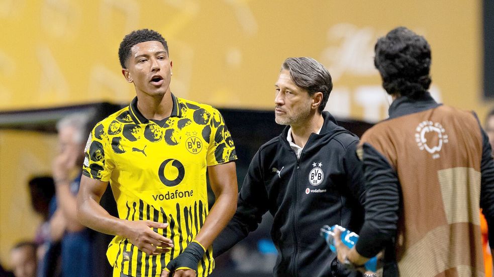 Jobe Bellingham brauchte wegen seiner Gelb-Sperre Trost von Trainer Niko Kovac. Foto: Sven Hoppe/dpa