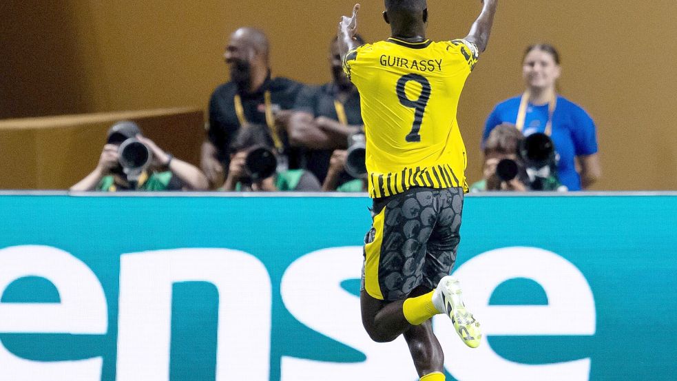 Serhou Guirassy schoss den BVB mit seinem Doppelpack ins Viertelfinale der Club-WM. Foto: Sven Hoppe/dpa