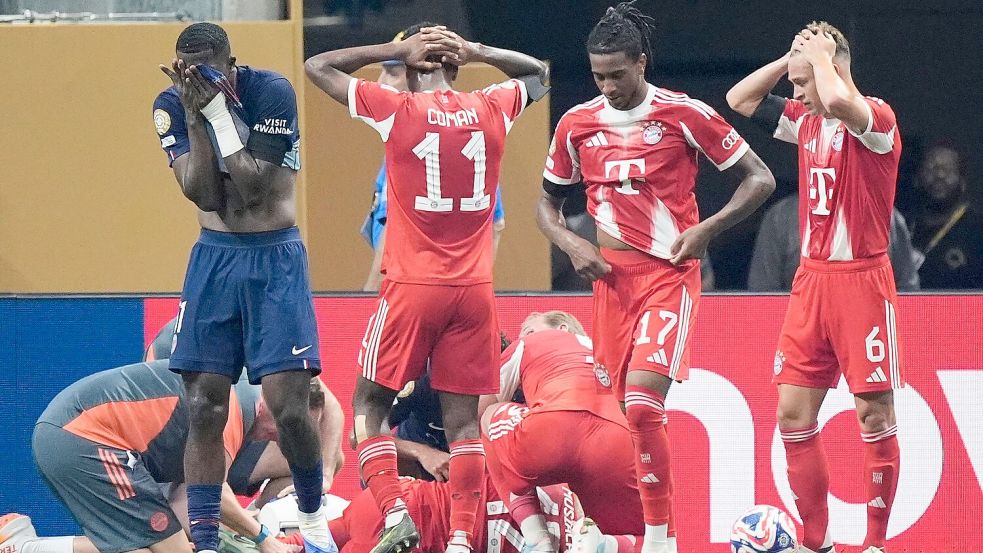 Der Schock nach der Verletzung von Jamal Musiala saß bei Gegen- und Mitspielern tief. Foto: Mike Stewart/AP/dpa