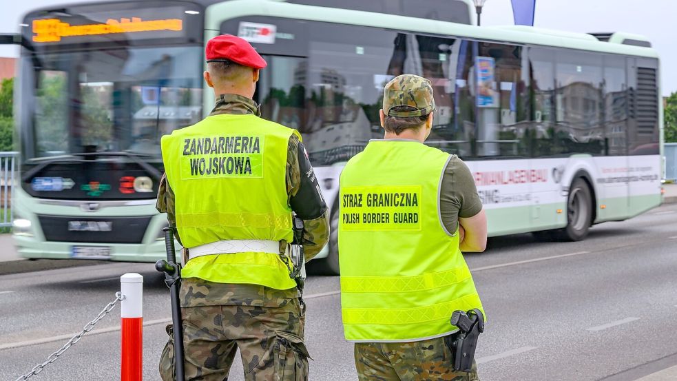 Der Verkehr in der Grenzregion läuft nach Angaben des Innenministeriums in Warschau reibungslos. Foto: Patrick Pleul/dpa