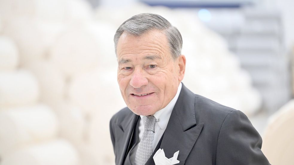 Durch regelmäßige öffentliche Auftritte ist Wolfgang Grupp senior einer der bekanntesten Kaufleute Deutschlands. (Archivbild) Foto: Bernd Weißbrod/dpa