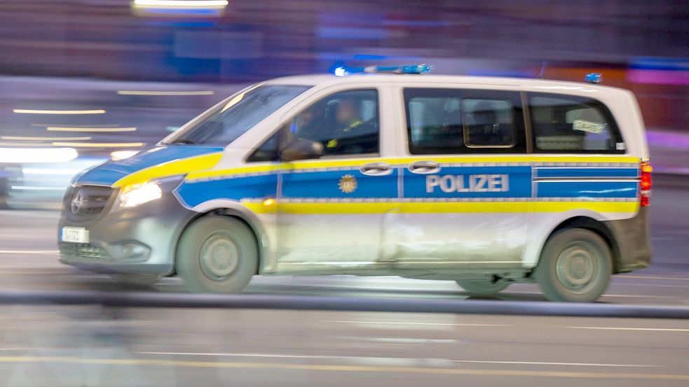 Die Polizei war im Großeinsatz. (Symbolbild) Foto: Monika Skolimowska/dpa