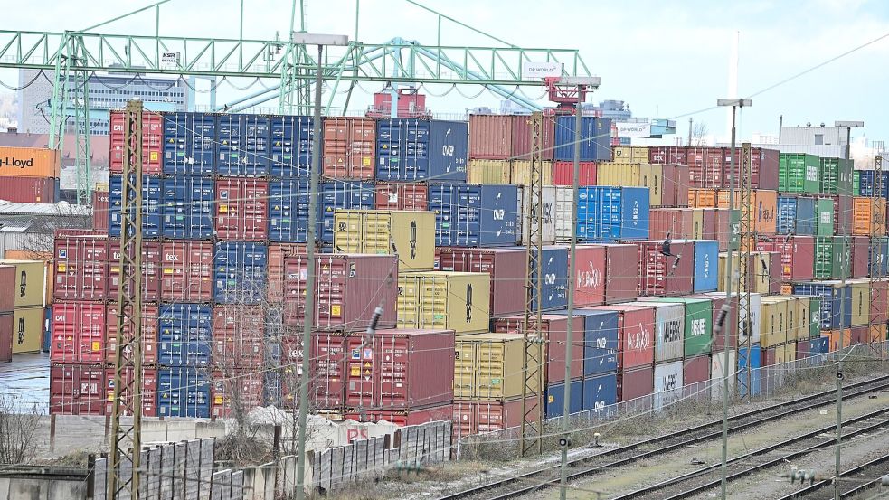 Die Exporte in die USA gehen zurück. Foto: Bernd Weißbrod/dpa