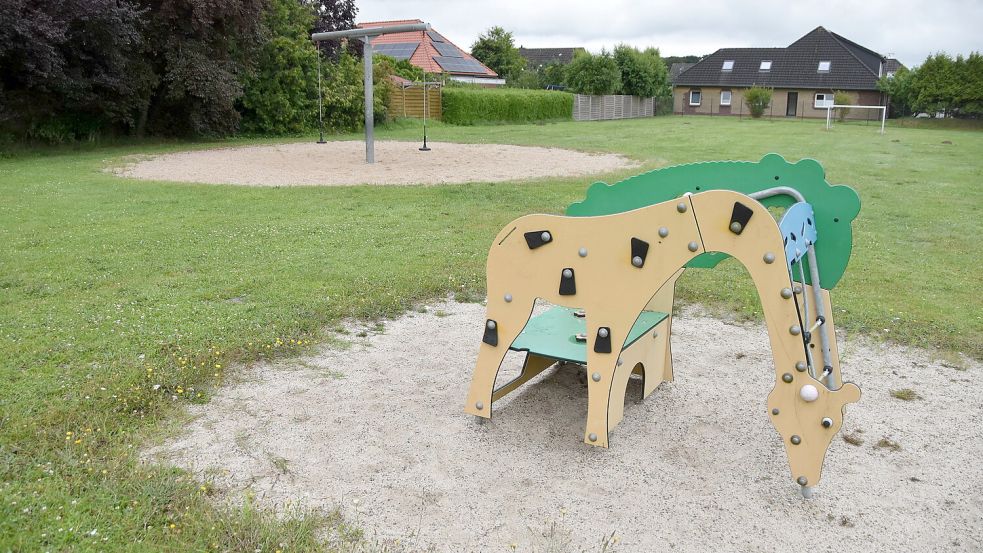 Ein Teil des Spielplatzes an der Andreas-Baumann-Straße in Upgant-Schott soll künftig als Baufläche genutzt werden. Foto: Thomas Dirks