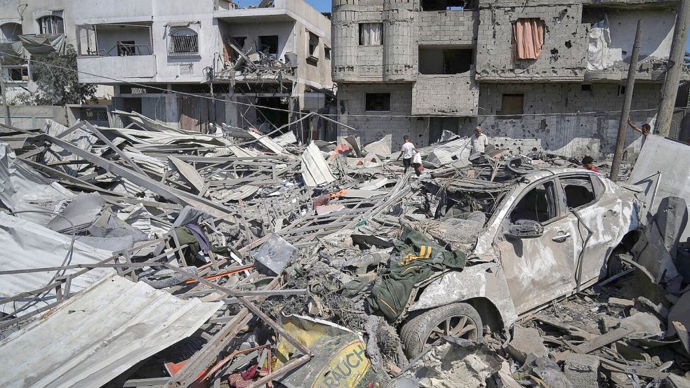 Immer wieder werden im Gazastreifen Menschen getötet, die sich mit Hilfsgütern versorgen wollen. Foto: Abdel Kareem Hana/AP/dpa