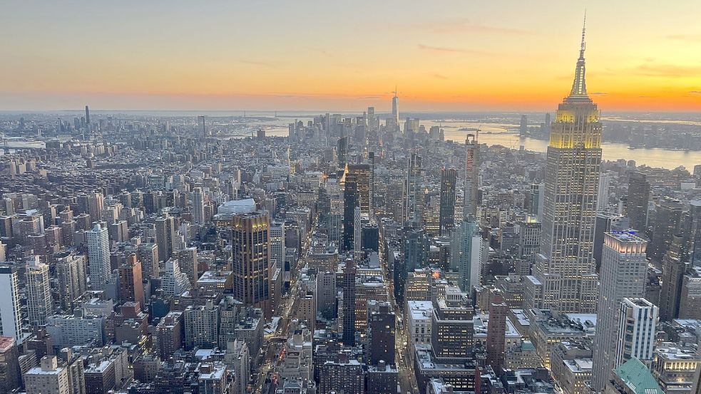 New York: die Aussicht von der Aussichtsplattform „Summit“ im Hochhaus One Vanderbilt. (Archivbild) Foto: Benno Schwinghammer/dpa