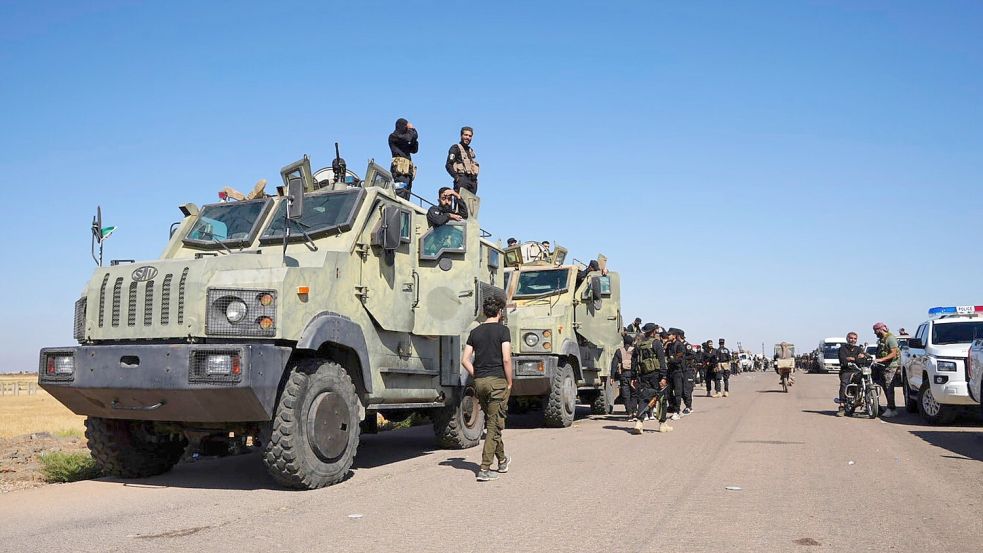 Das Verteidigungsministerium schickte Militäreinheiten, um die Gewalt zu beenden. Foto: Malek Khattab/AP/dpa