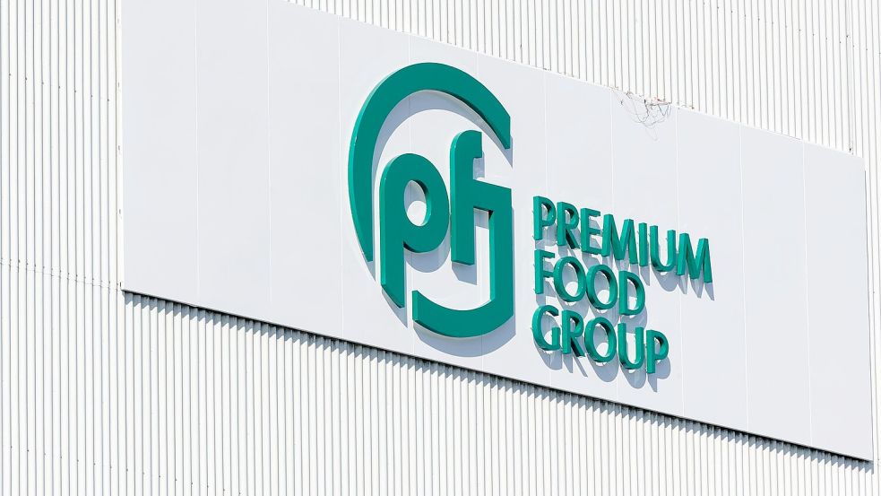 Die Tönnies-Gruppe heißt seit Anfang des Jahres Premium Food Group. (Archivbild) Foto: Friso Gentsch/dpa