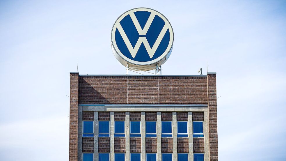 Bei Volkswagen betrug der Umsatz im vergangenen Jahr 324,7 Milliarden Euro. (Archivfoto) Foto: Moritz Frankenberg/dpa