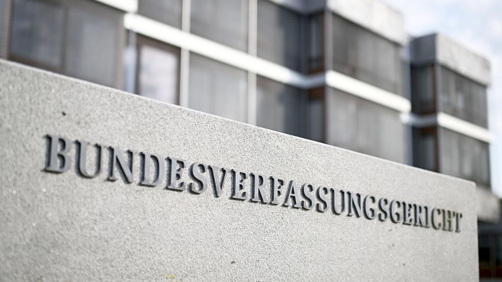 Das Bundesverfassungsgericht ist Gericht und Verfassungsorgan zugleich. (Archivbild) Foto: Uli Deck/dpa