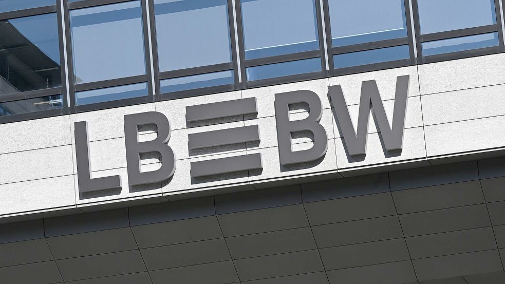 Die LBBW teilte mit, dass man die Ermittlungen der Behörden von Beginn an vollumfänglich unterstützt und auch selbst zur Aufklärung beigetragen habe. (Archivbild) Foto: Bernd Weißbrod/dpa
