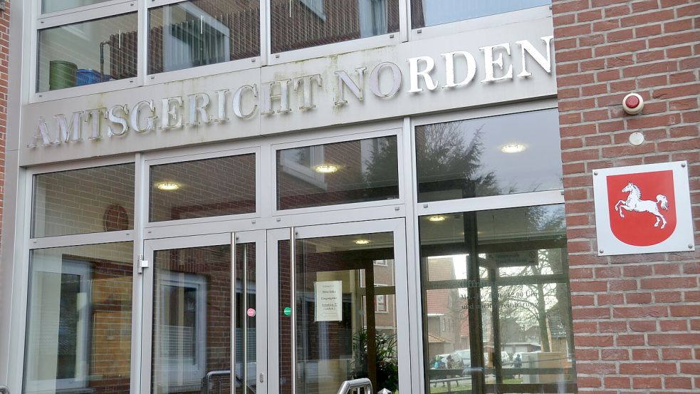 Unter anderem wegen Diebstahls muss sich ein 30-jähriger Leezdorfer vor dem Amtsgericht Norden verantworten. Foto: Thomas Dirks