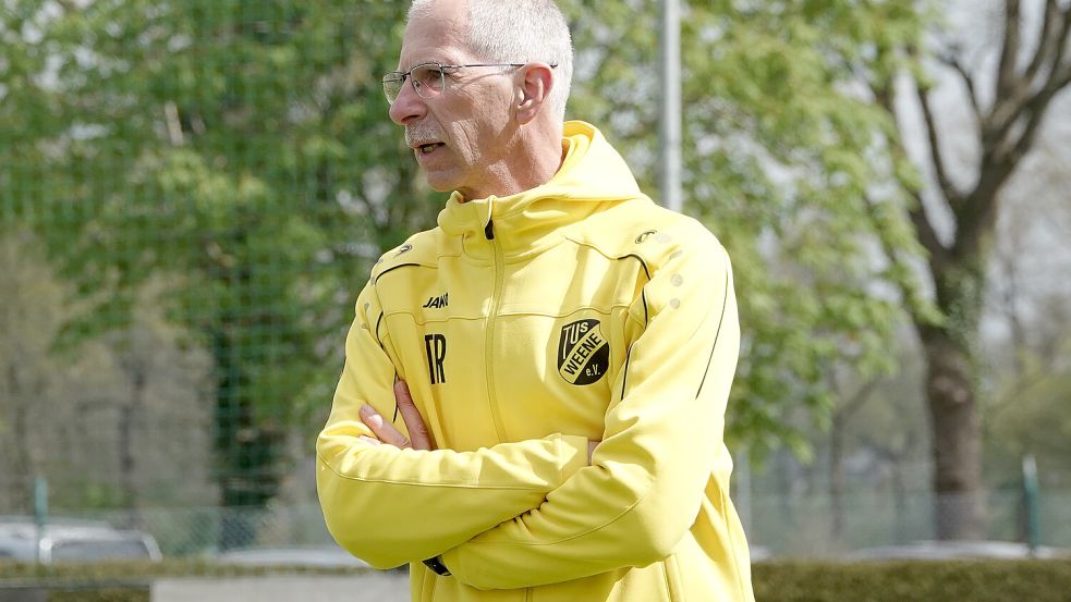 Weene hat nach zwei Spielen schon 15 Gegentore kassiert. Trainer Franz Wouk bleibt ruhig.Foto: Helmut Vortanz