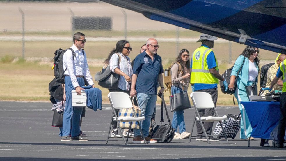 Demokraten sind aus Texas abgereist, um das nötige Quorum für eine Abstimmung über Wahlkreise in dem Bundesstaat zu verhindern. Foto: Aaron E. Martinez/Austin American-Statesman/AP/dpa