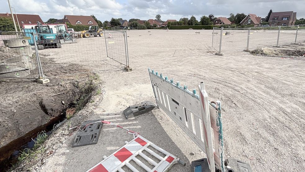 Derzeit wird die Baufläche für den neuen Aldi-Markt an der Ekelser Straße vorbereitet.Foto: Aiko Recke