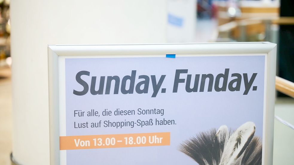 Immer wieder gibt es die Möglichkeit, sonntags einkaufen zu gehen. (Archivbild) Foto: Annette Riedl/dpa