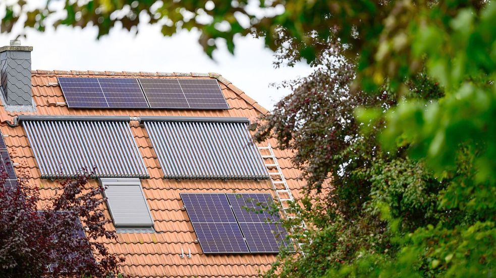 Wirtschaftsministerin Reiche hatte die Förderung von Ökostrom aus privaten Photovoltaikanlagen zuletzt infrage gestellt. Foto: Philipp Schulze/dpa