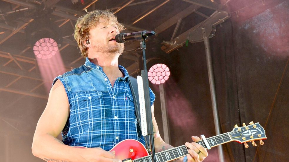Samu Haber präsentierte in Wiesmoor sein erstes englischsprachiges Soloalbum „Me Free My Way“. Foto: Karin Eden