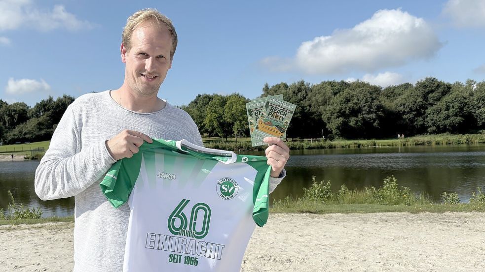 Bernd Emkes, Vorsitzender des SV Eintracht Ihlow, freut sich auf die anstehende Sportwoche und die abschließende Beachparty. Foto: Mieke Matthes