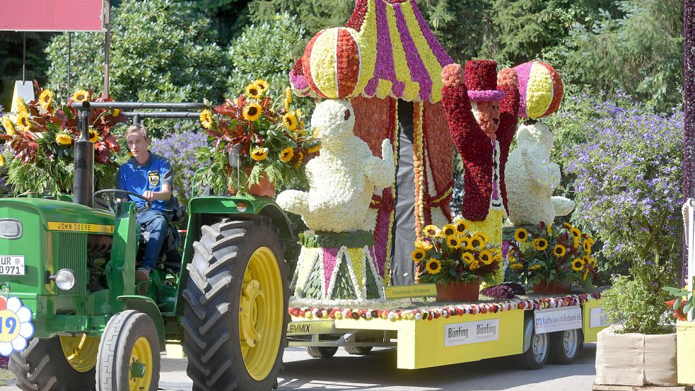 Das Blütenfest verspricht wieder ein buntes Spektakel zu werden. Fotos: Archiv