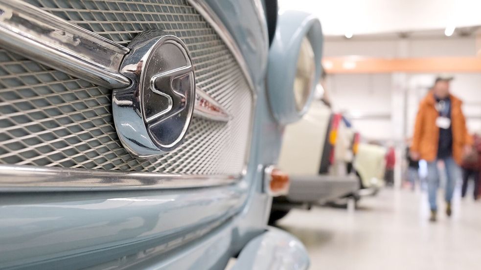 DDR-Klassiker wie der Trabant 601 und der Wartburg 311 haben ihren Wert seit 2018 laut Experten verdoppelt. (Symbolbild) Foto: Sebastian Willnow/dpa