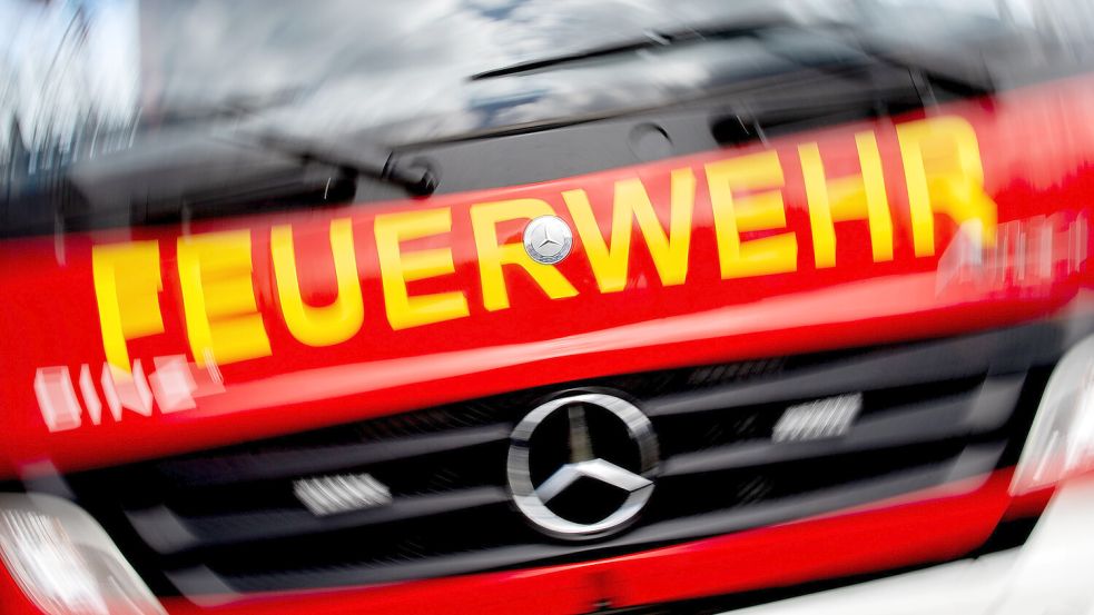 Die Feuerwehr war wegen Gasgeruchs im Einsatz. Foto: Hauke-Christian Dittrich/DPA
