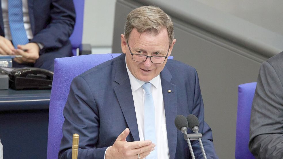 Schon in seiner Zeit als Thüringer Ministerpräsident hatte Bodo Ramelow eine Debatte über die Nationalhymne angestoßen. (Archivbild) Foto: Jörg Carstensen/dpa