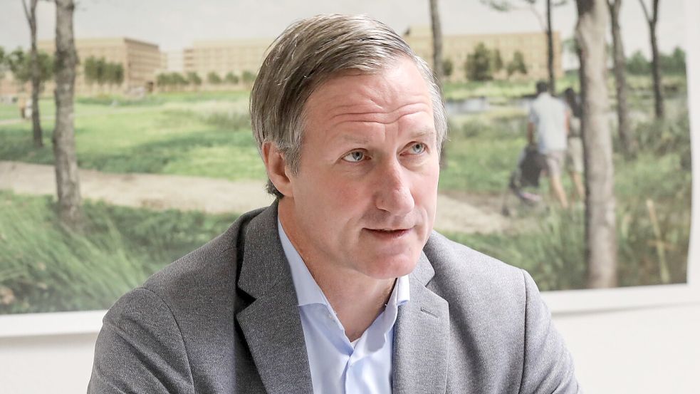 Klinikchef Dirk Balster verbot den Verkauf ostfriesischer Zeitungen in den Krankenhauskiosken. Das sorgte für Empörung in breiten Teilen der Öffentlichkeit. Foto: Romuald Banik