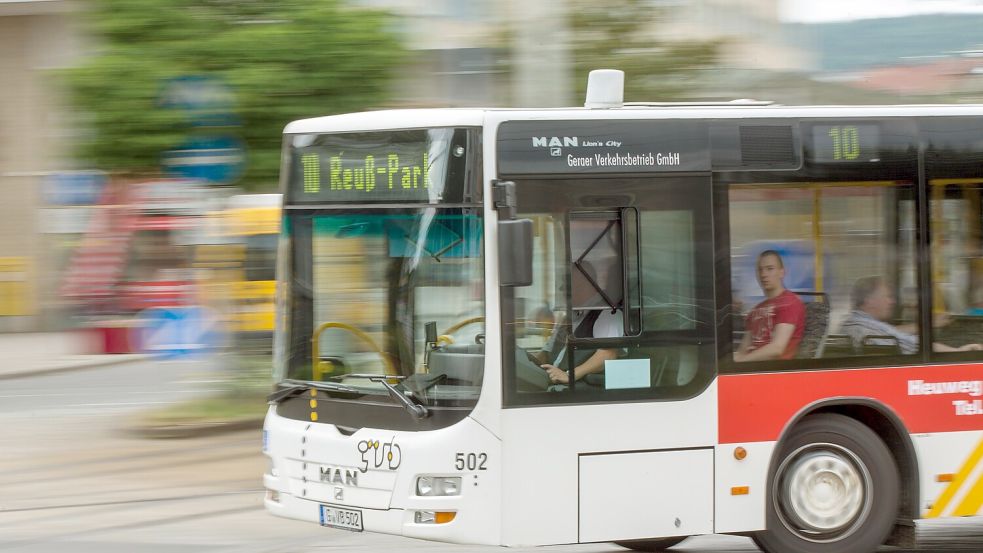 Der Staat liefert in vielen relevanten Bereichen nicht ab - das zeigen die Ergebnisse der dbb-Umfrage. Die Wut darüber entlädt sich oft bei den Falschen. Foto: Michael Reichel/dpa