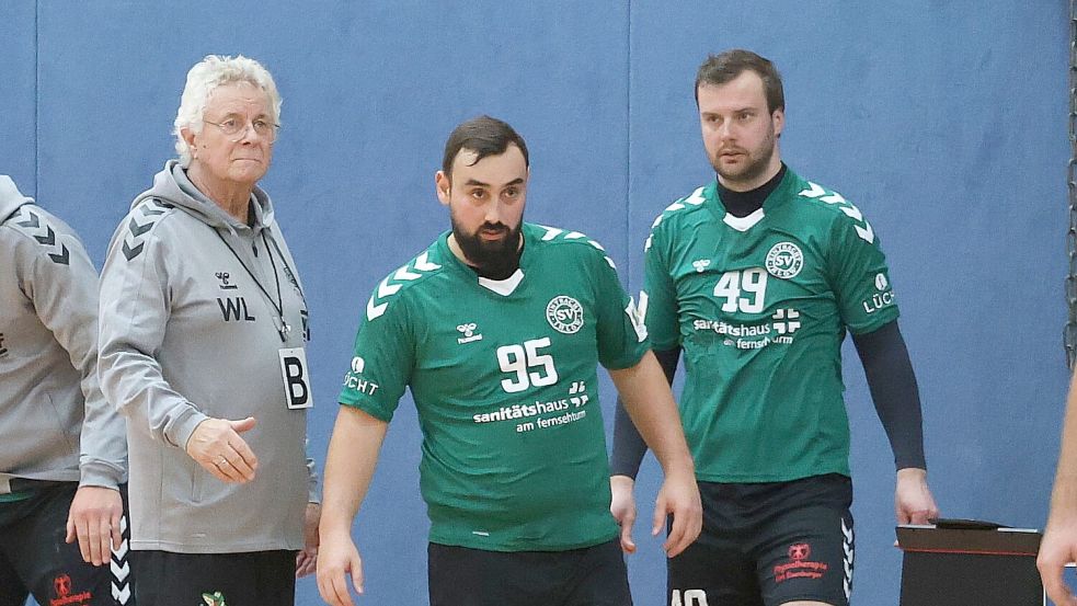Trainer Wolfgang Ladwig (links) muss auf Tim Manthey (Mitte) verzichten, der die Crocos verlassen hat. Nick Bargmann (rechts) ist weiterhin dabei.