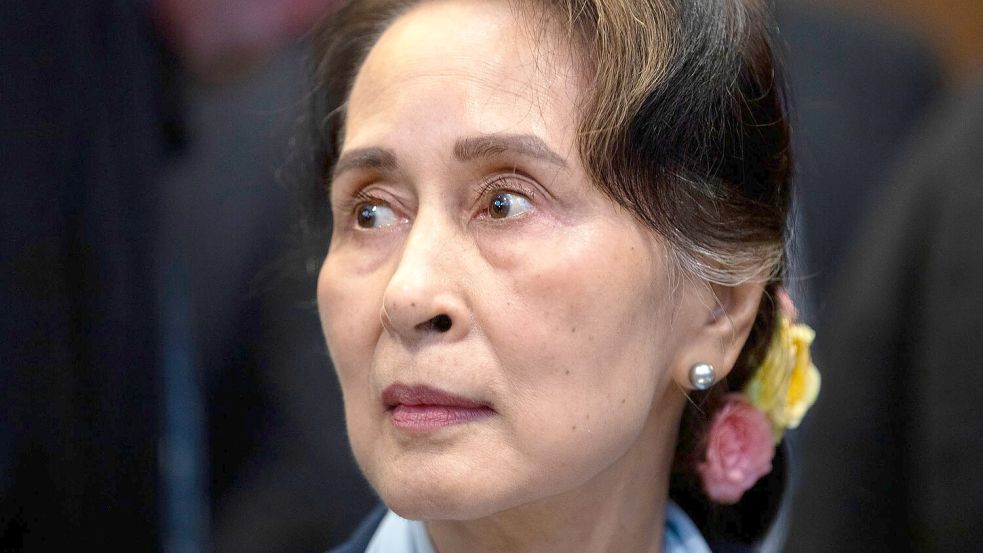 Aung San Suu Kyi war einst das Idol einer ganzen Generation. (Archivbild) Foto: Peter Dejong/AP/dpa