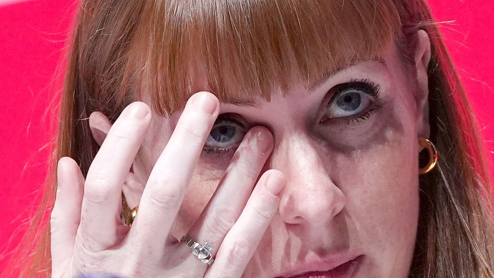 Die britische Vizeregierungschefin Angela Rayner muss wegen einer Steueraffäre zurücktreten. (Archivfoto) Foto: Peter Byrne