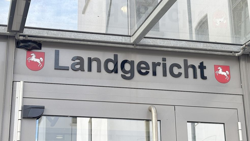 Der 25-jährige Leezdorfer muss sich vor der 1. Großen Jugendkammer des Landgerichts Aurich verantworten. Foto: Thomas Dirks