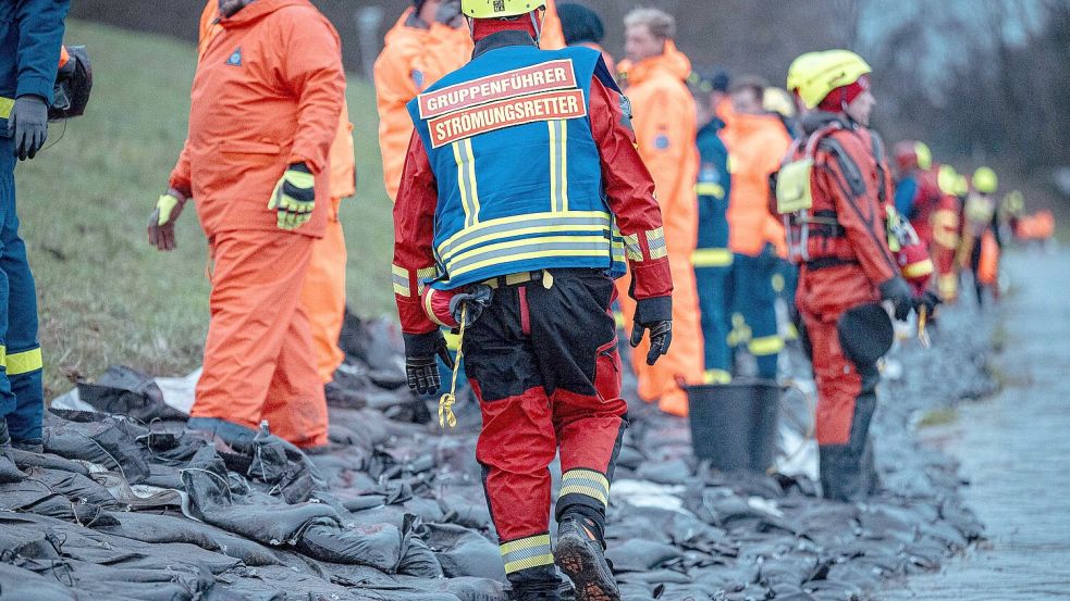 Starkregen, Überschwemmungen, Waldbrände: Deutschland muss sich darauf einstellen, dass solche Lagen häufiger werden. Dafür braucht es einen starken Zivilschutz - doch davon sind wir noch weit entfernt. Foto: IMAGO/Eibner-Pressefoto/Fabian Friese